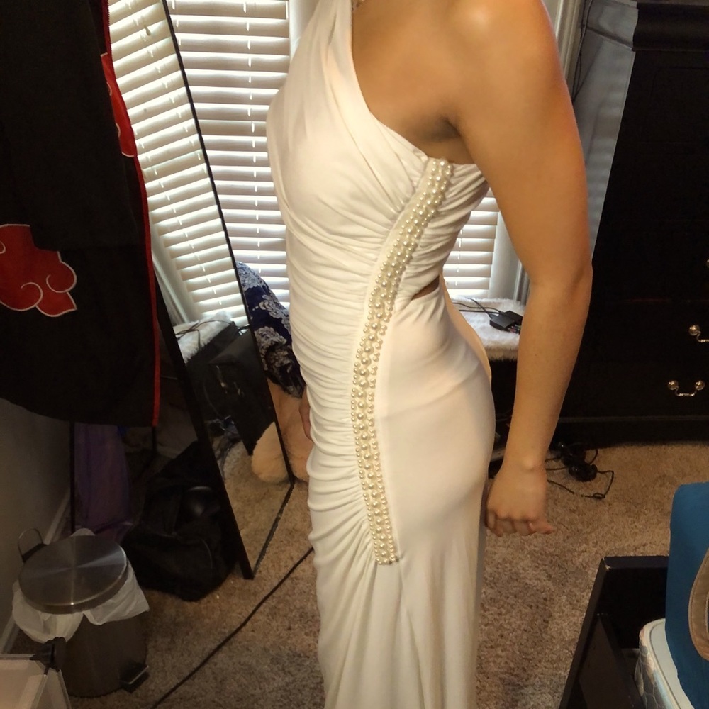 Form fitting white one shoulder formal/prom dress!